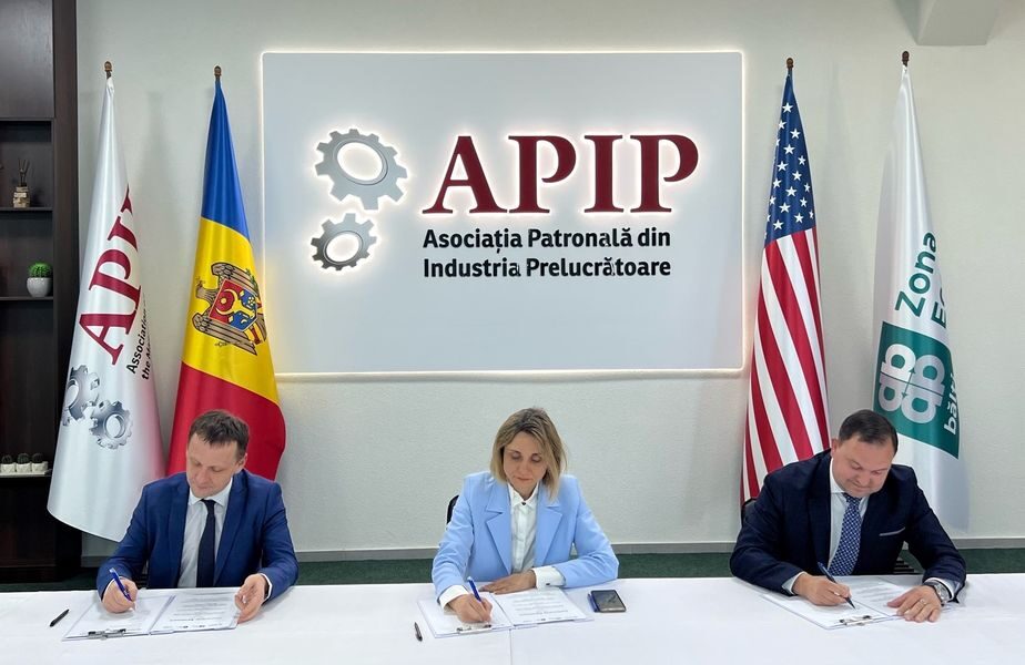 Semnarea Acordului de Parteneriat între APIP, ZEL “Bălți”, USAID și Suedia